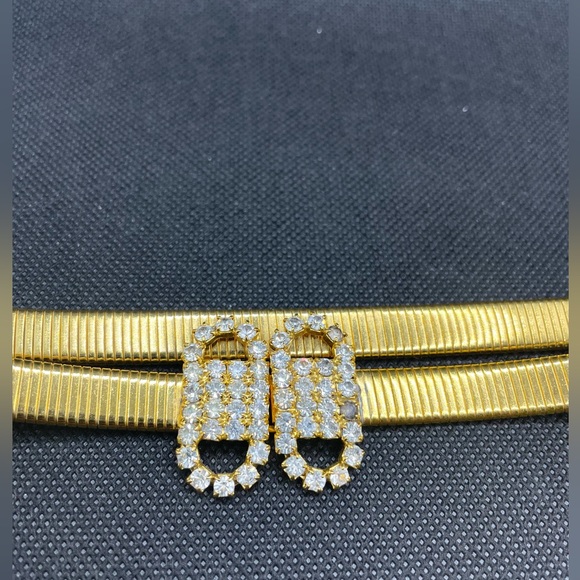 Women’s Gold Tone Metal Skinny High Waist Elastic Belt W/ Rhinestone Oval Buckle - Picture 2 of 3